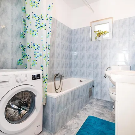 2 Bedroom Amazing In * Rovanjska