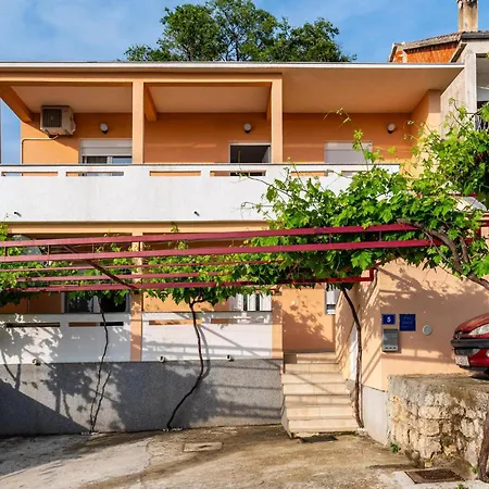 2 Bedroom Amazing In * Rovanjska